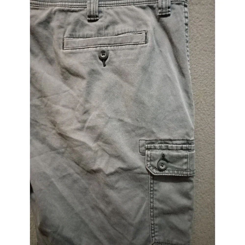 St John's Bay Men's Size 42 Blue Comfort Stretch Cargo Shorts 10